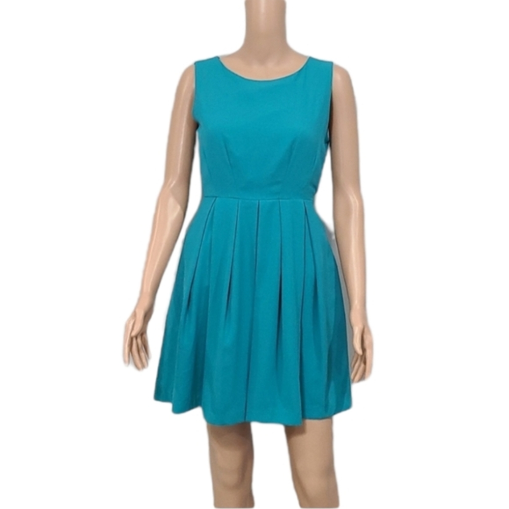 Esley Dress Womens Size S Green Fit Flare Skater Pleated‎ Sleeveless Above Knee